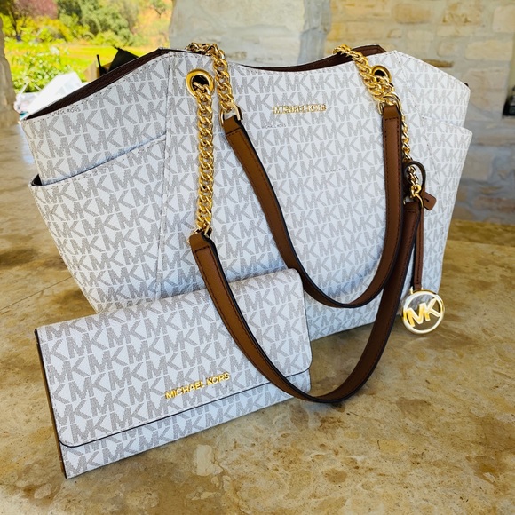 NWT Michael Kors jet set handbag&wallet vanilla - Picture 12 of 16